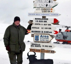El Rey conoció en persona, en las islas Livingston y Decepción, los lugares en los que científicos y militares españoles desempeñan su trabajo cada ve